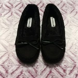 Cute Black Moccasins